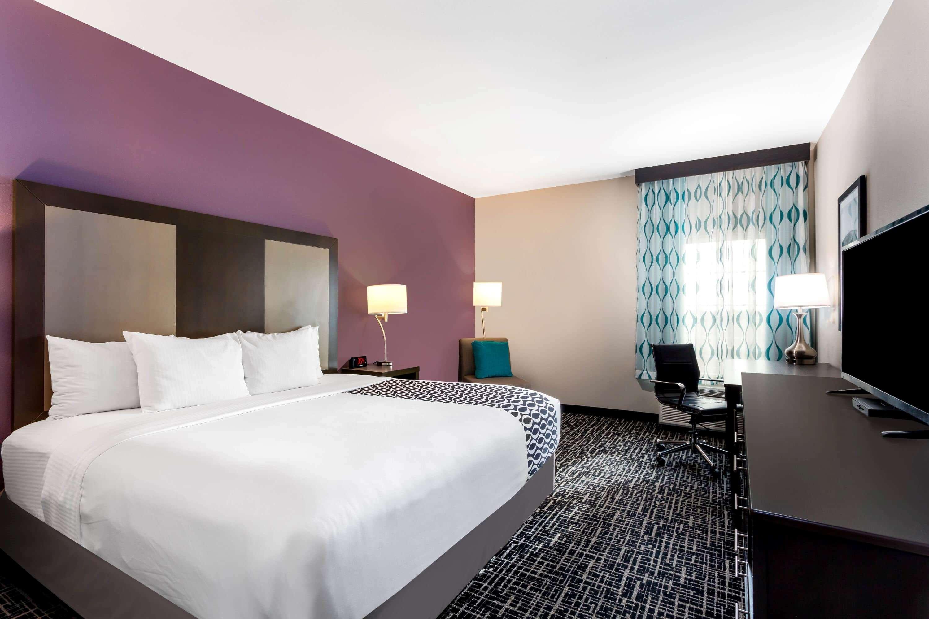 La Quinta By Wyndham Colorado City Exterior photo