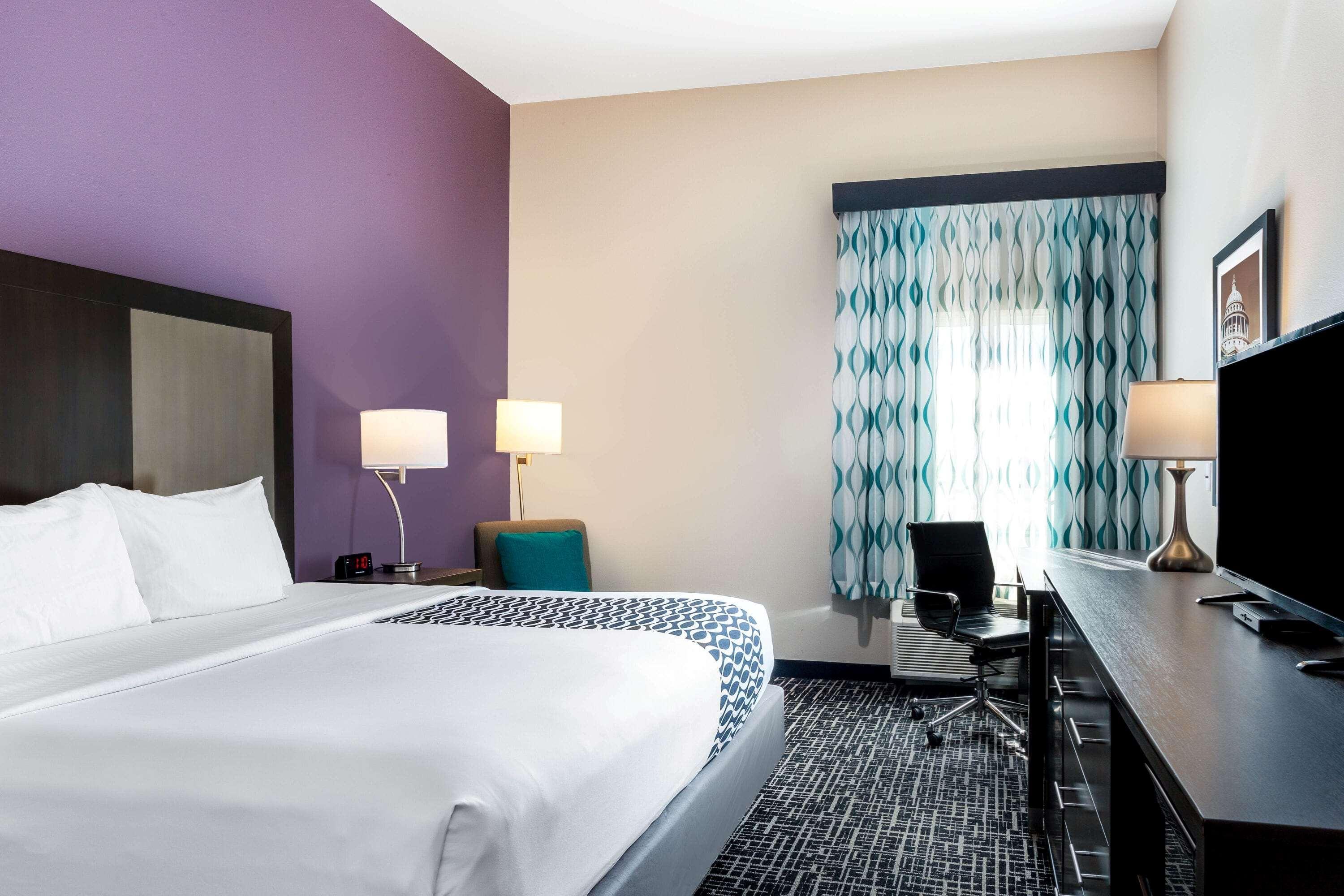 La Quinta By Wyndham Colorado City Exterior photo