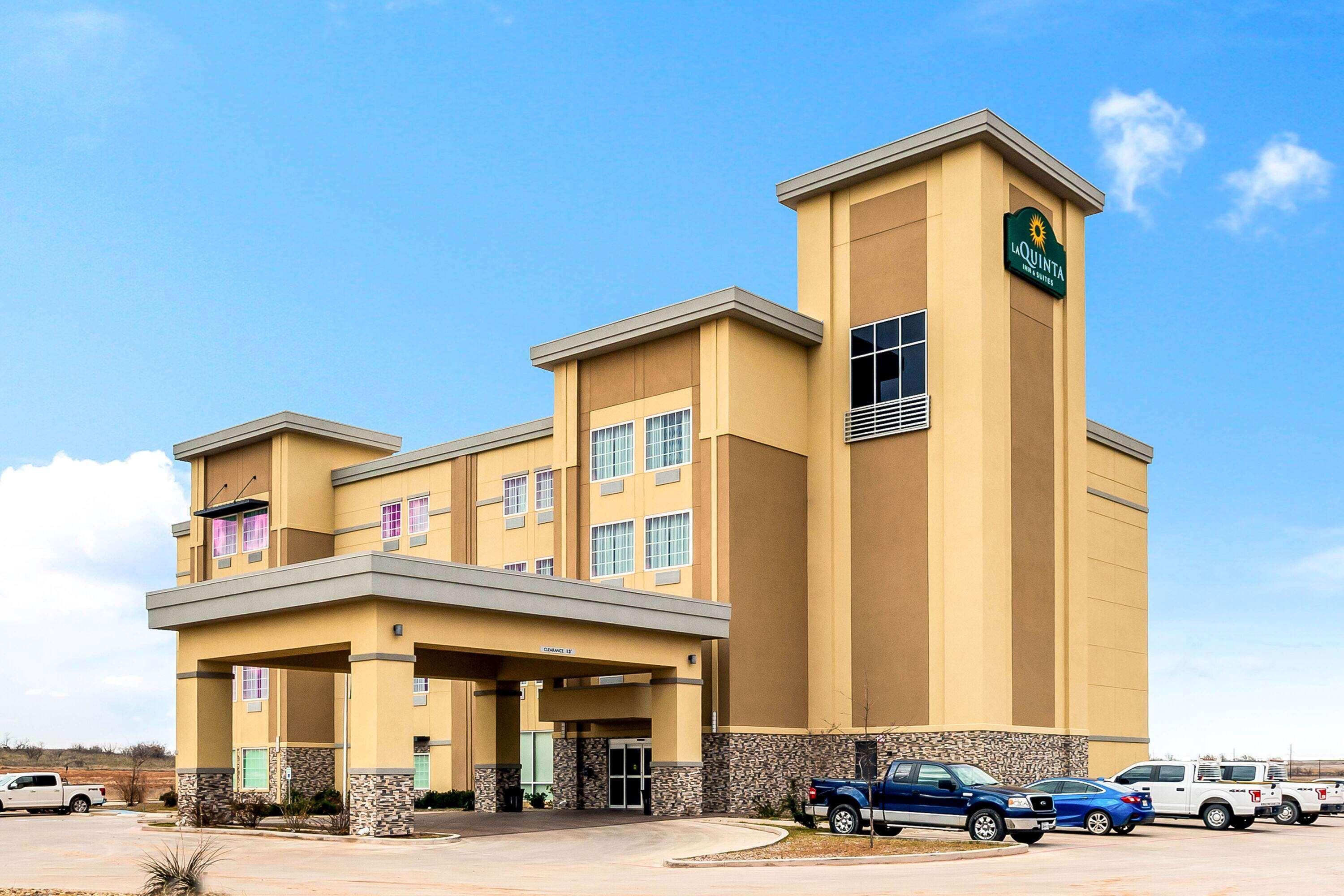 La Quinta By Wyndham Colorado City Exterior photo