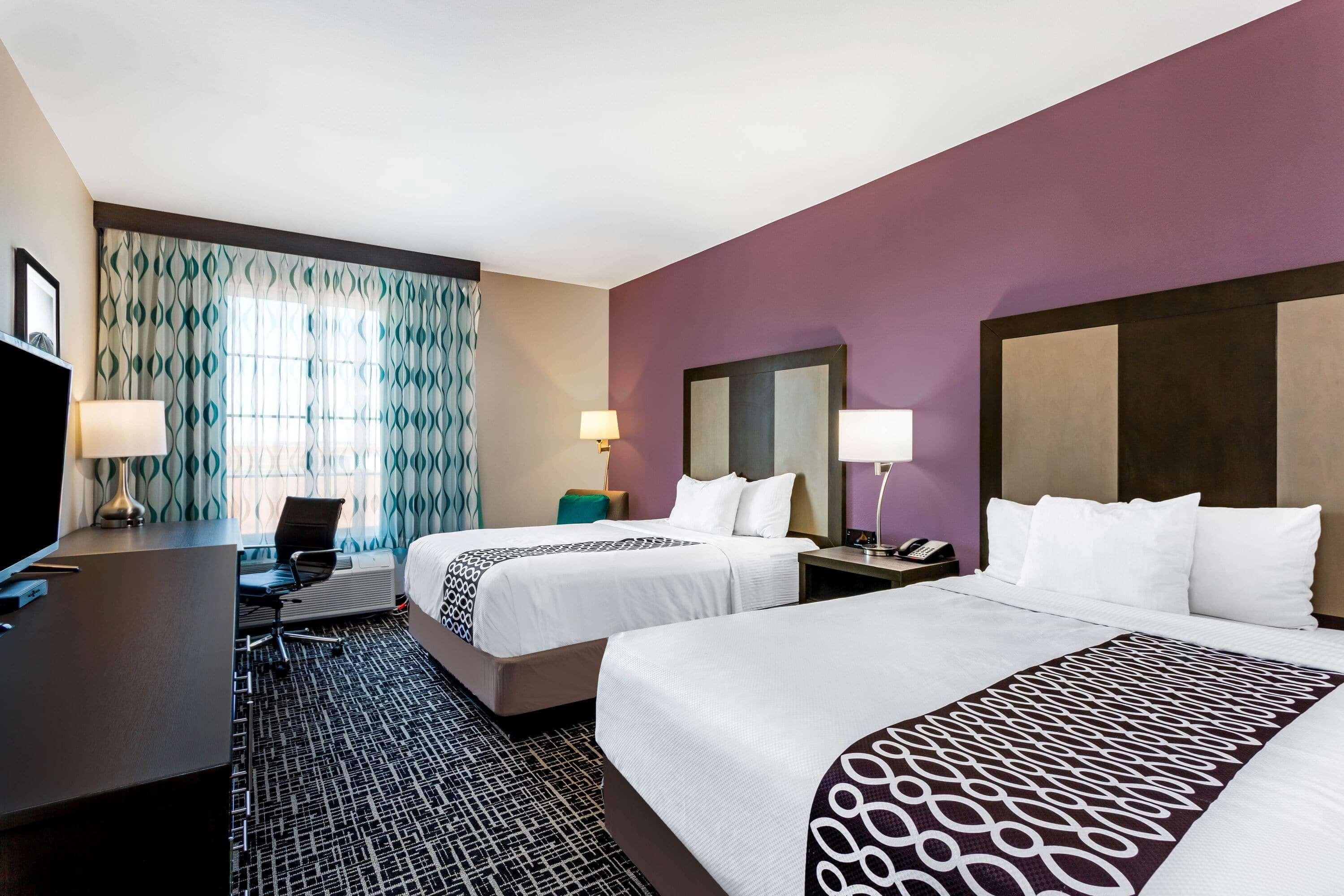 La Quinta By Wyndham Colorado City Exterior photo