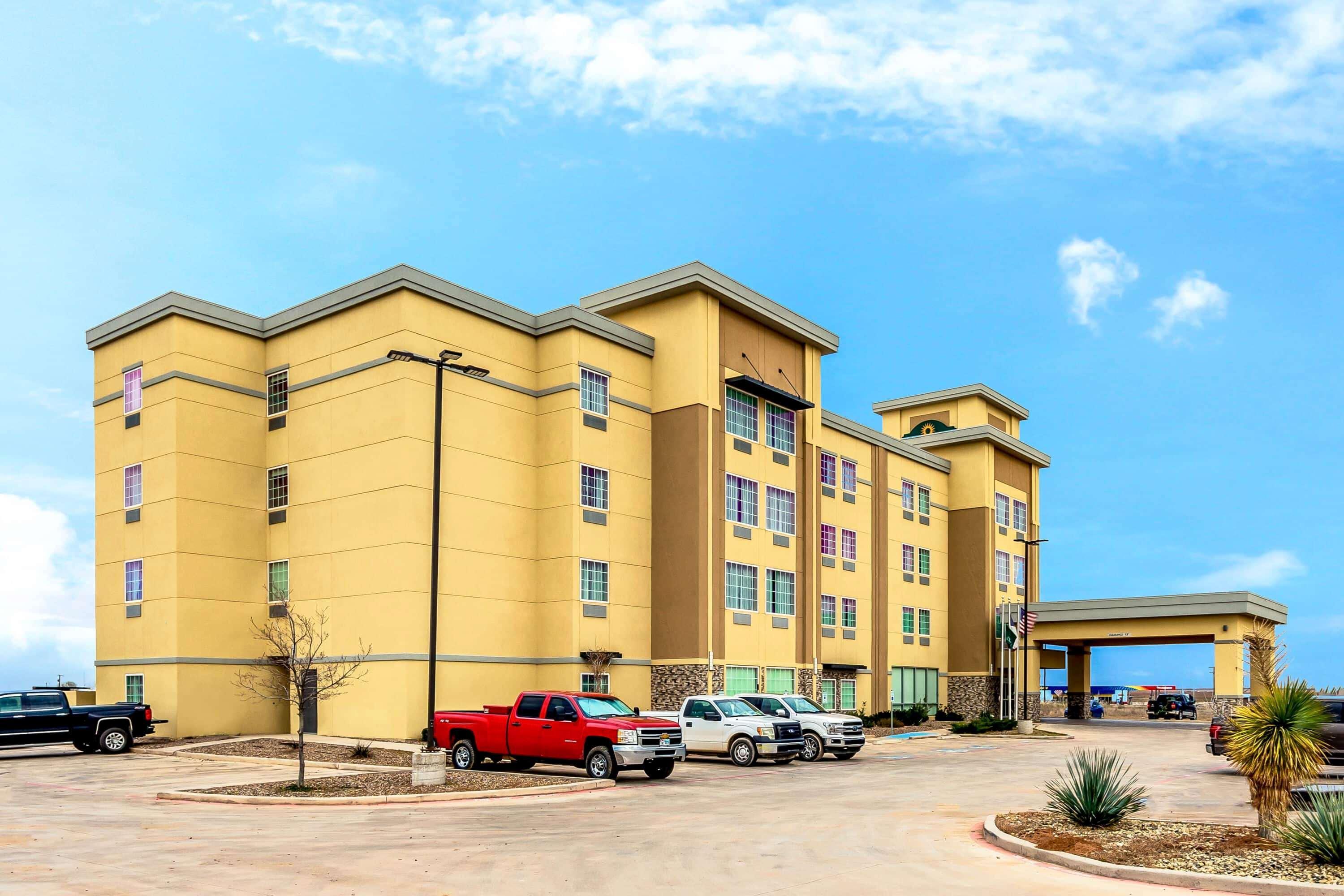 La Quinta By Wyndham Colorado City Exterior photo