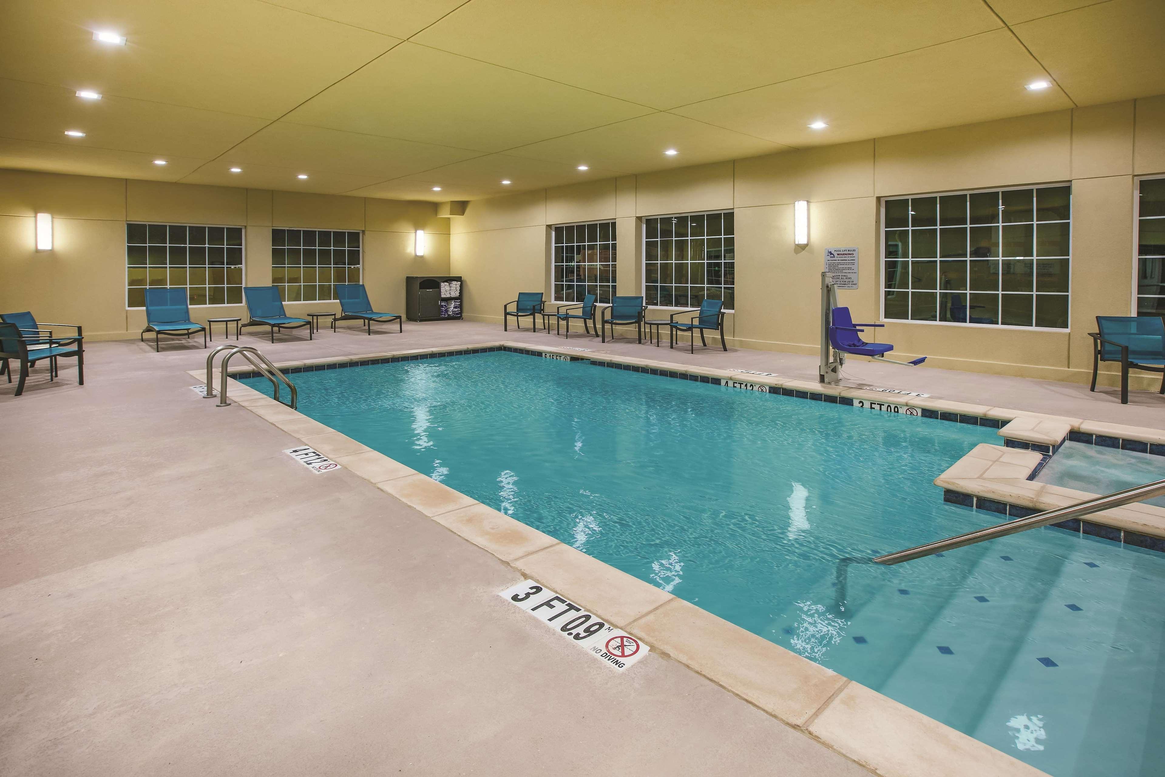 La Quinta By Wyndham Colorado City Exterior photo