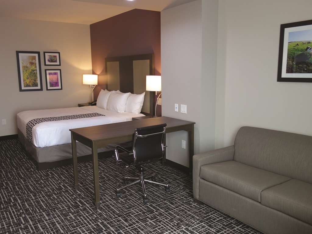 La Quinta By Wyndham Colorado City Room photo