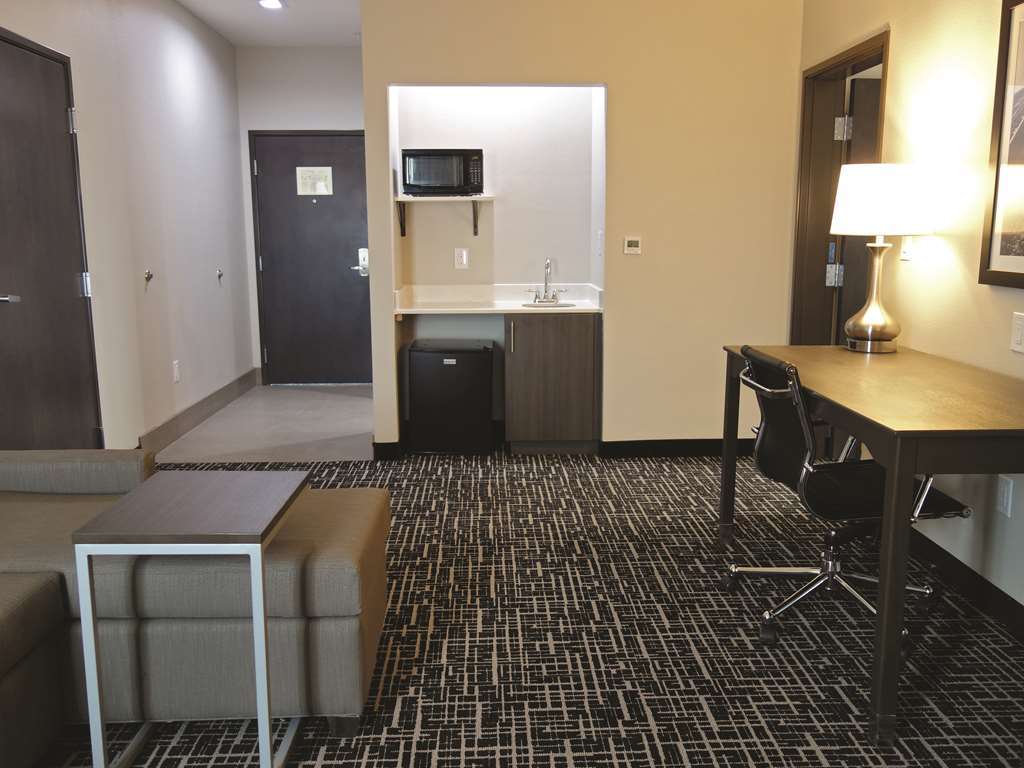 La Quinta By Wyndham Colorado City Room photo