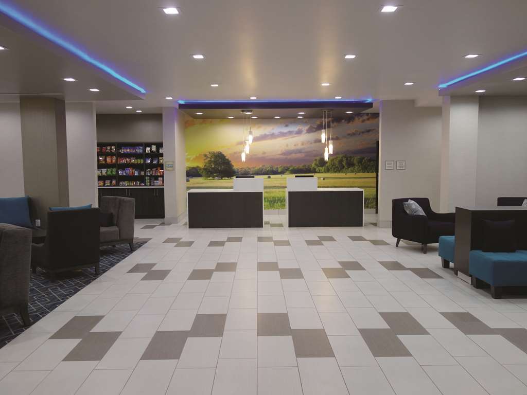 La Quinta By Wyndham Colorado City Interior photo